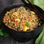 طرز تهیه برنج سرخ‌شده‌ آجیلی