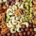 نوزاد باهوش می‌‌خواهید؟ آجیل مصرف کنید